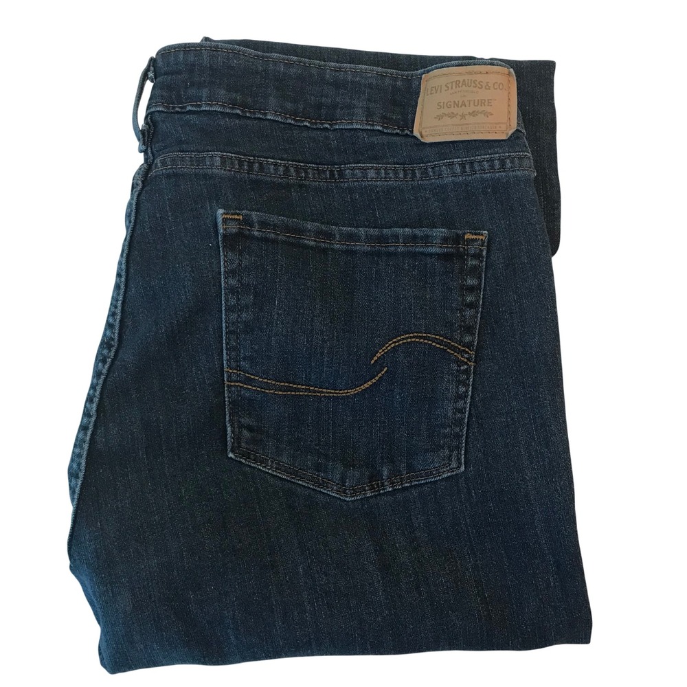 Signature by Levi Strauss Women Mid Rise Bootcut  Size 18M